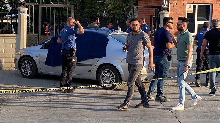 Konya'da vahşet: Defalarca bıçaklayarak öldürdüğü eşinin cesediyle teslim oldu