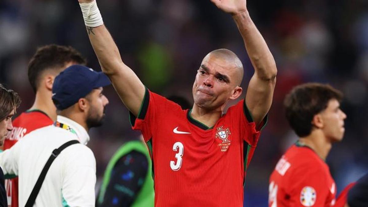 Pepe, 41 yaşında futbolu bıraktı! Resmen açıkladı