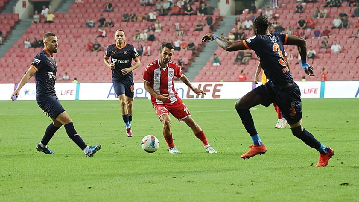 (ÖZET) Samsunspor - Başakşehir maç sonucu: 2-0 | Başakşehir'in yenilmezliğine son!