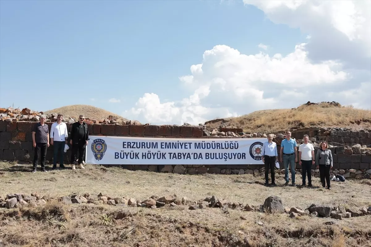 Büyük Höyük Tabyası'nda 140 Polisle Temizlik Çalışması