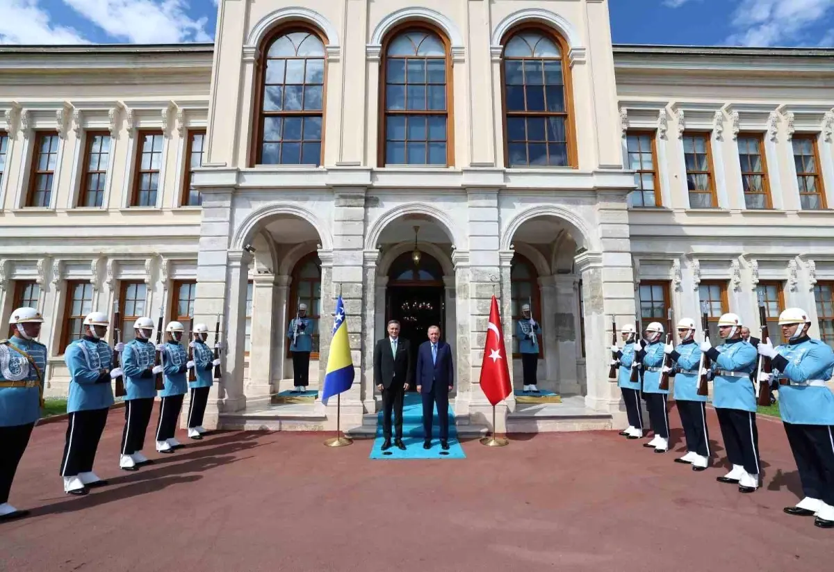 Cumhurbaşkanı Erdoğan, Bosna-Hersek Devlet Başkanlığı Konseyi Başkanı Becirovic ile Görüştü