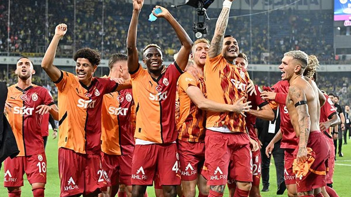 Derbide Fenerbahçe'yi mağlup eden Galatasaray kesenin ağzını açtı! Prim geleneği bozulmadı