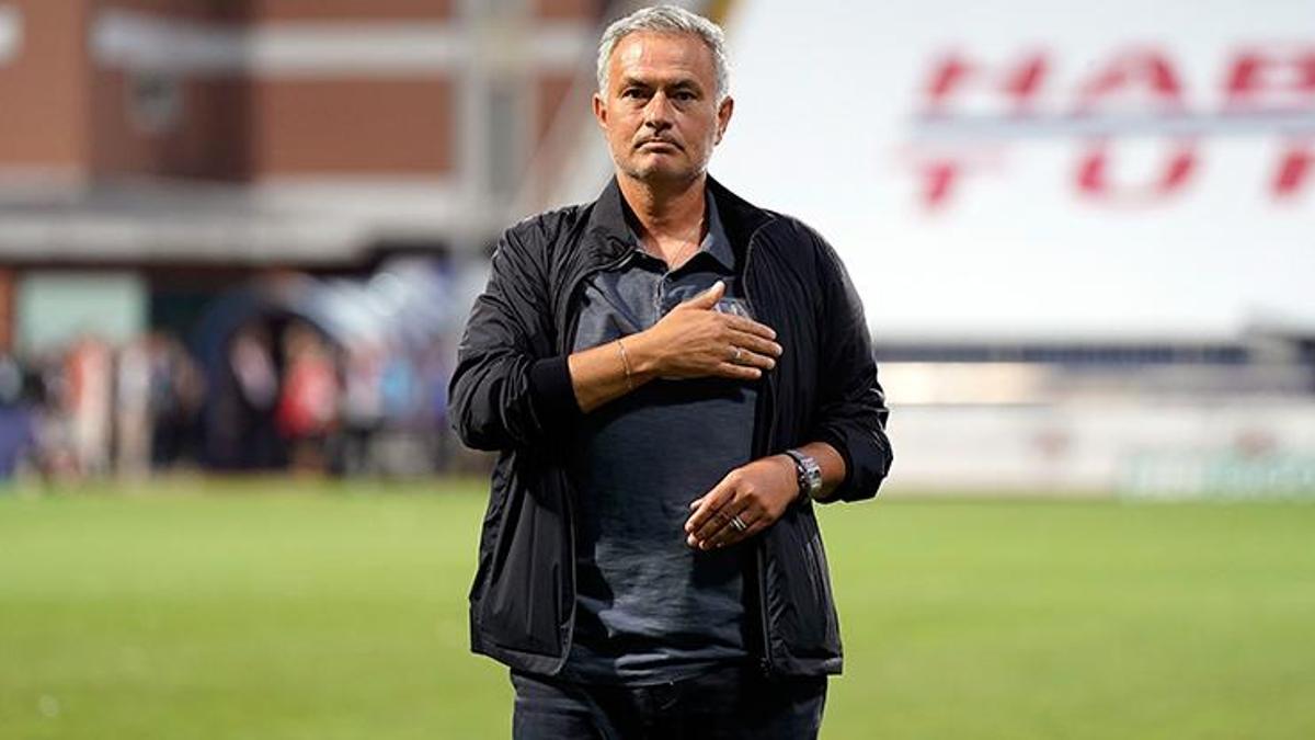 Fenerbahçe'de Mourinho ilk derbisine çıkıyor