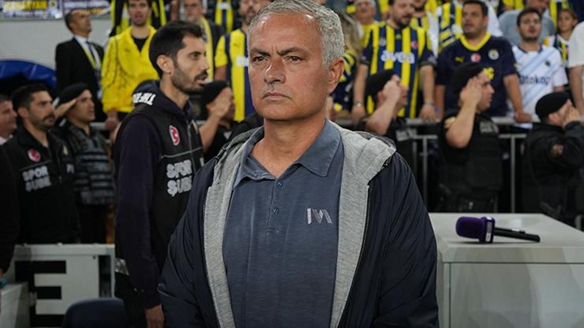 Fenerbahçe'den Jose Mourinho'dan iki değişiklik