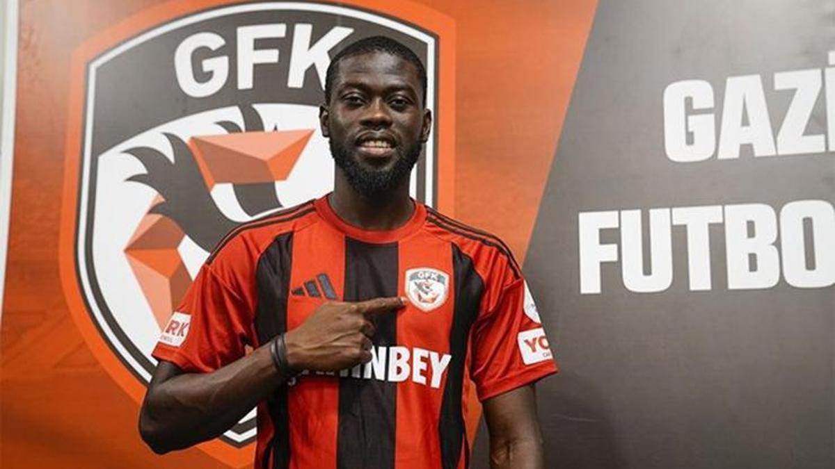 Gaziantep FK, Badou Ndiaye'yi resmen açıkladı