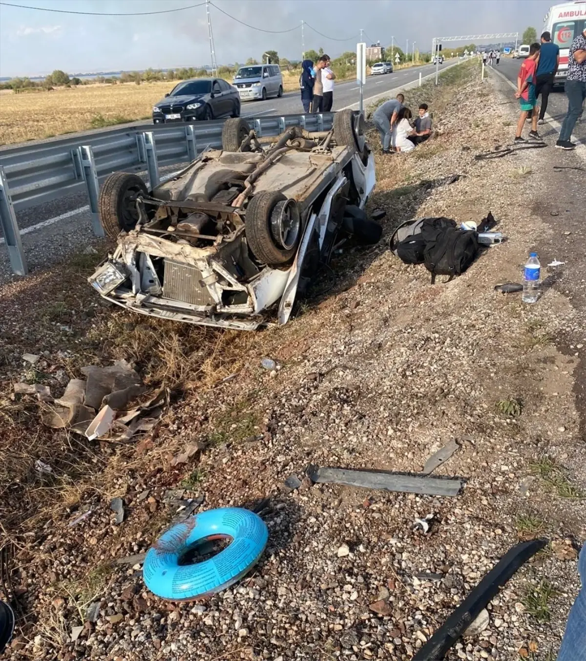 Konya'da otomobil devrildi, 5 kişi yaralandı