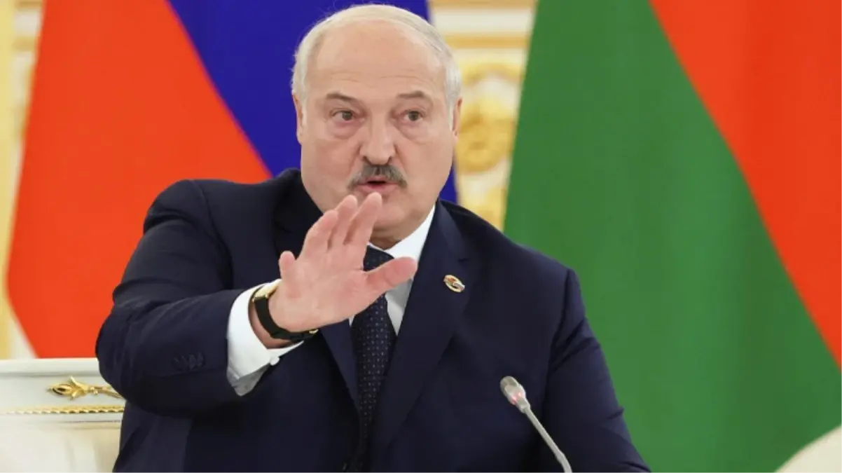 Lukaşenko açık açık uyardı: Belarus'a yapılan saldırı Üçüncü Dünya Savaşı olur