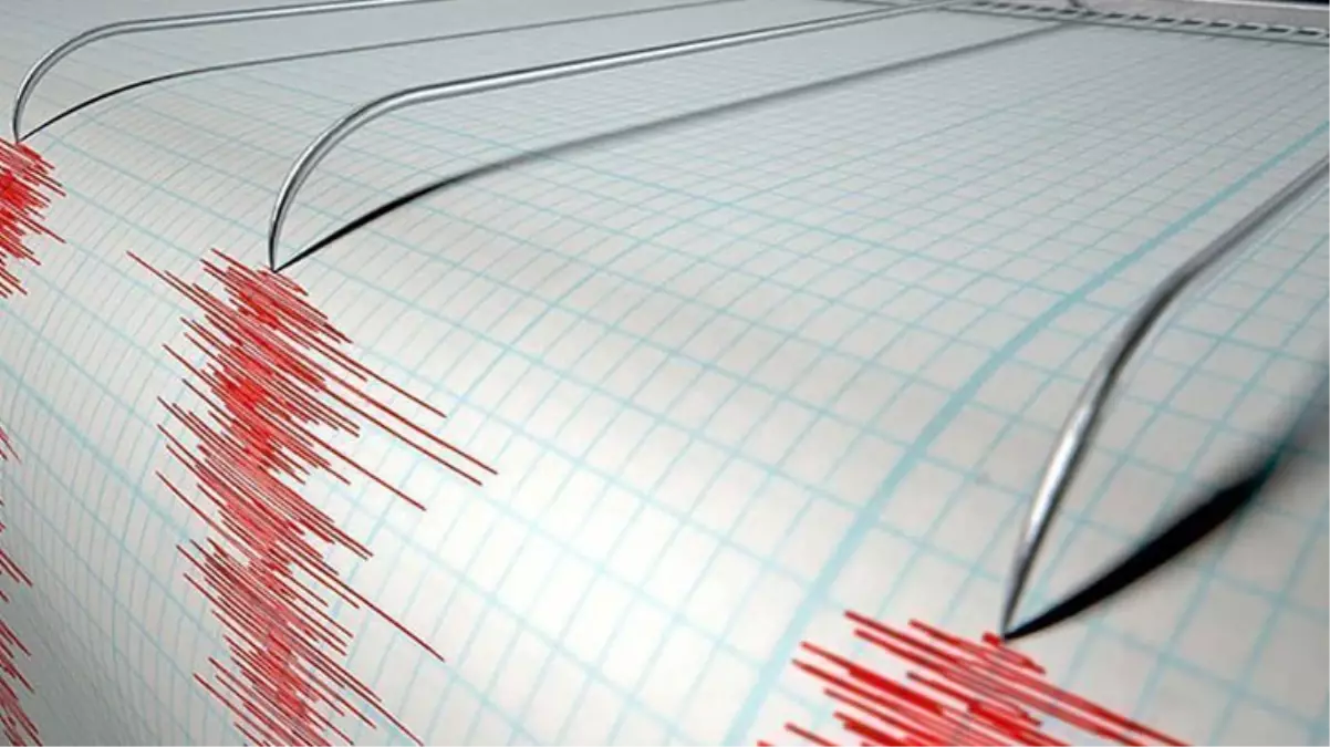 Manisa'da korkutan deprem: Çevre illerden de hissedildi