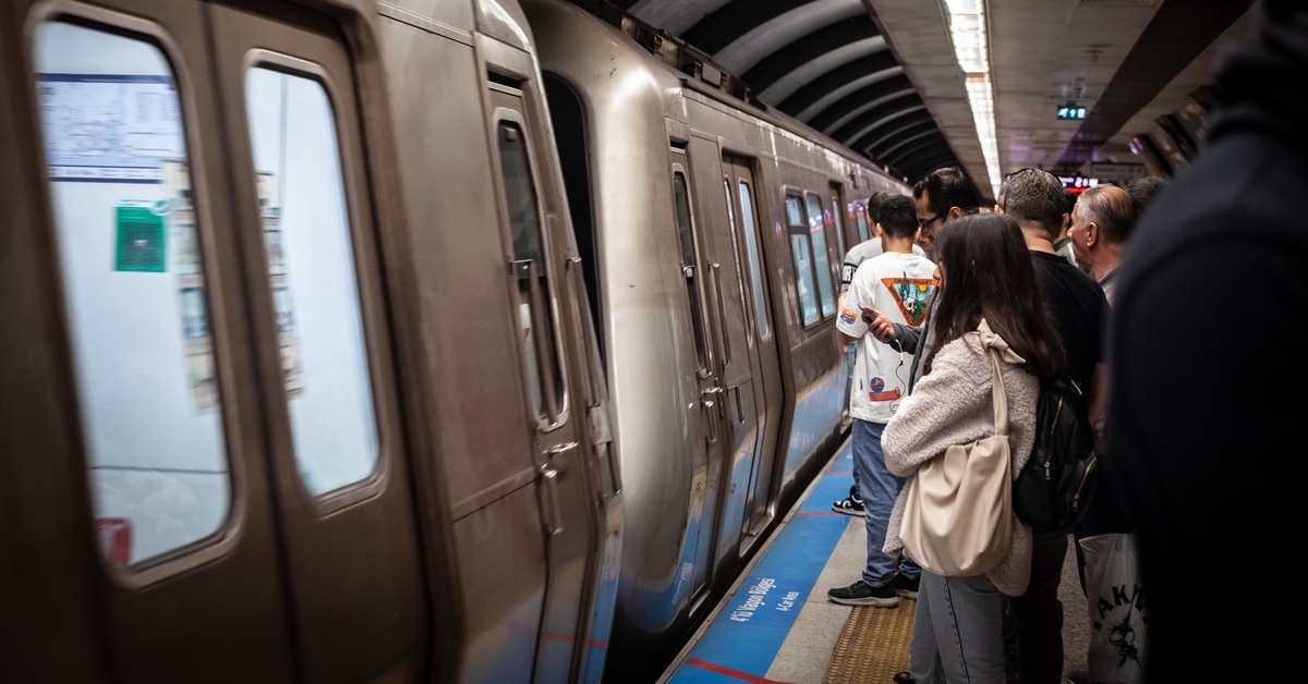 Metrolardaki bulaşıcı hastalık riskine dikkat! - Haberler | Sağlık Haberleri