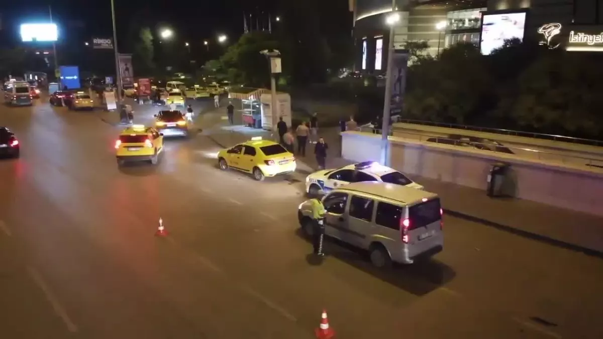 Trafik Denetimlerinde 466 Bin Araç ve Sürücüye İşlem Yapıldı