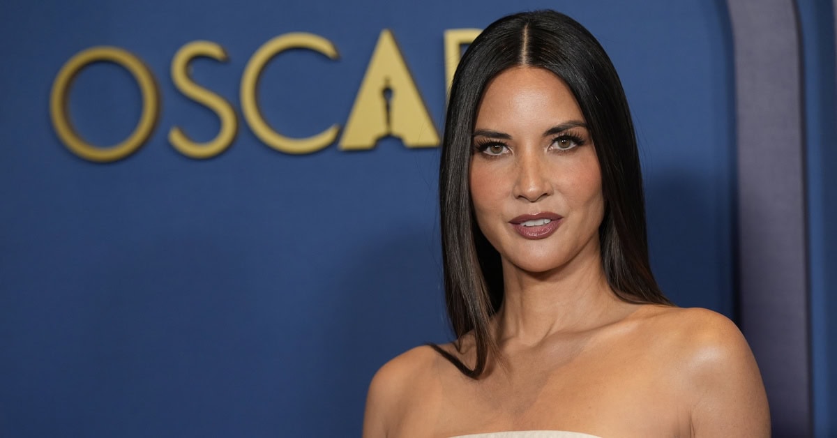 Olivia Munn travmatik film seti olayı hakkında sessiz kalması için milyon dolarlık teklif aldığını açıkladı