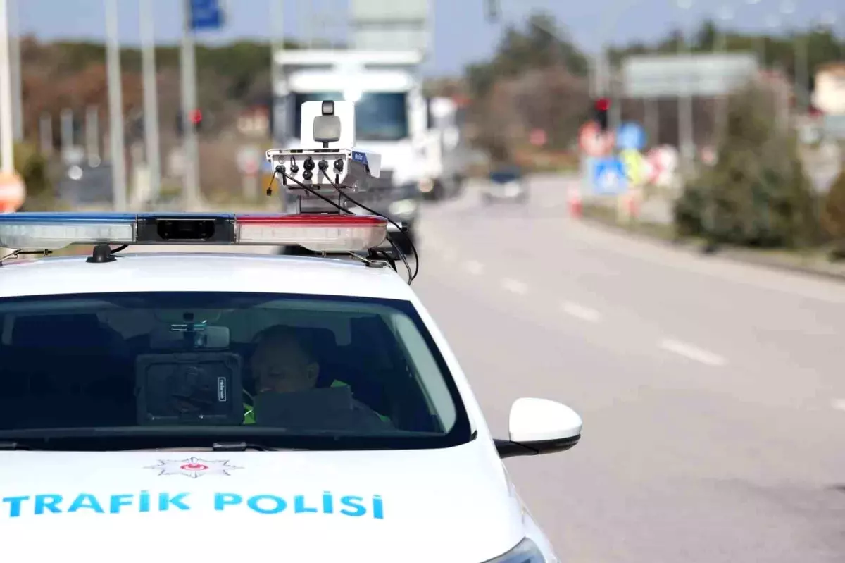 Çanakkale'de Yapay Zeka Destekli Radar Sistemiyle Hız Denetimi