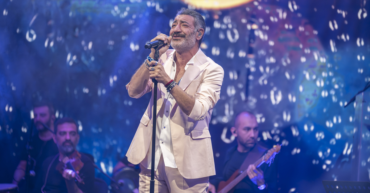 Hakan Altun: Yaş; 53 hâlâ bekarım