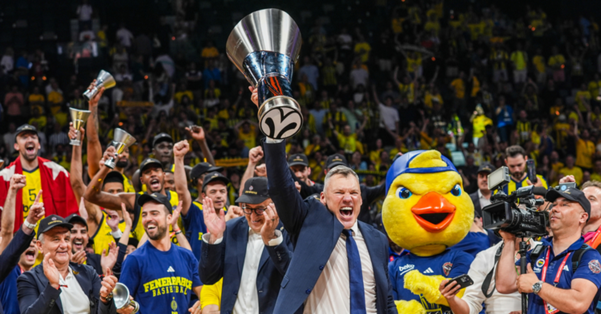 Ünlülerin Fenerbahçe coşkusu